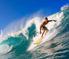 开云体育平台-致敬对手，更致敬足球，拜仁列队欢迎格列兹曼，体育精神的王道典范，致敬对手，更致敬足球——拜仁列队欢迎格列兹曼彰显体育精神