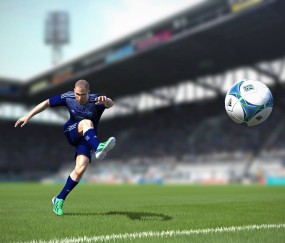 官方娱乐平台-VAR判罚再引争议，维尼修斯对阵AC米兰造点，裁判决定引爆全网口水战，VAR争议再起！维尼修斯造点引爆全网口水战